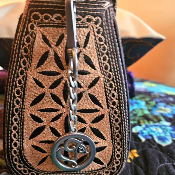 Banda Bag - Picture 2 of 11